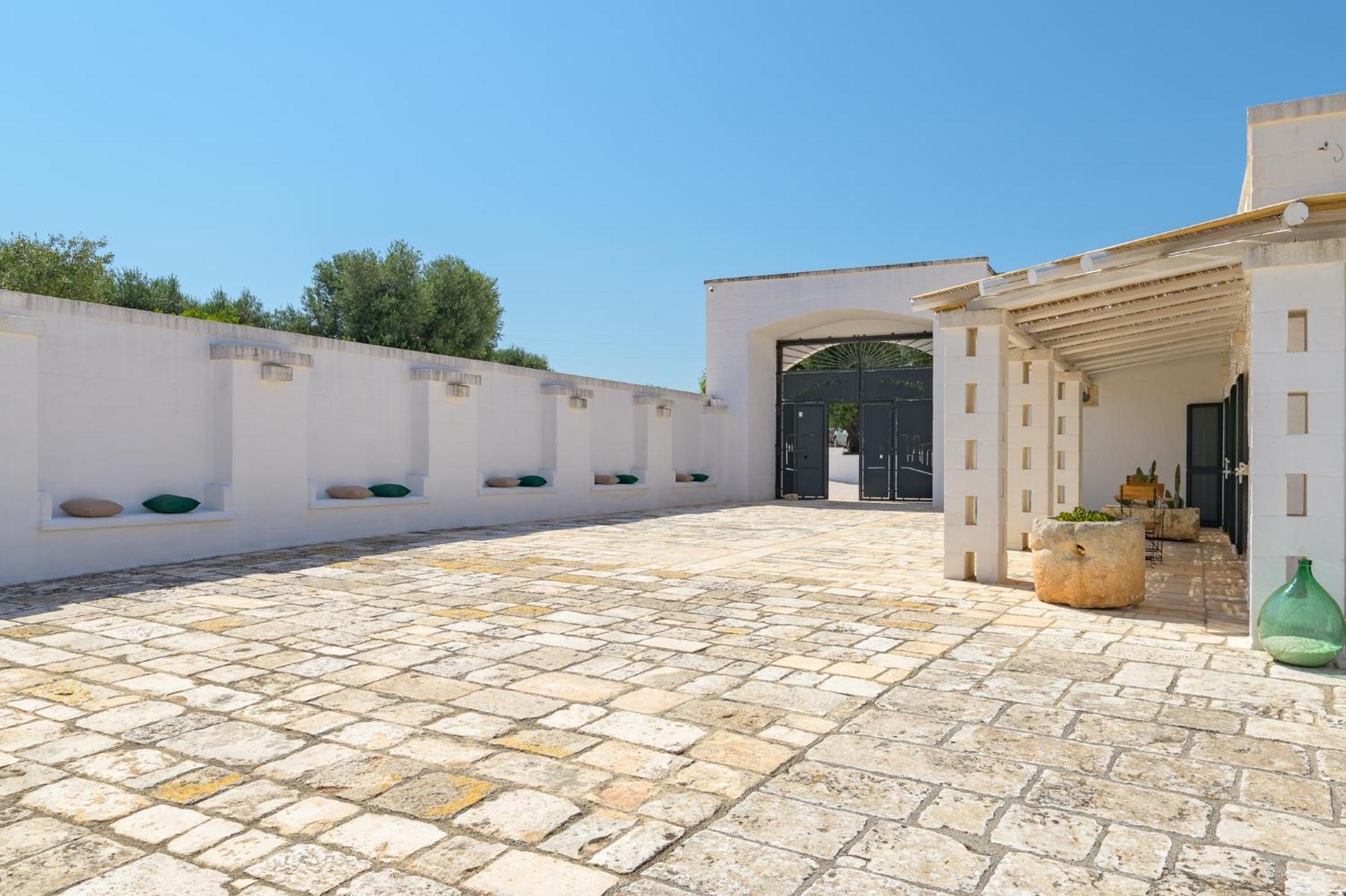 Masseria Abadia Uno Ostuni Zewnętrze zdjęcie