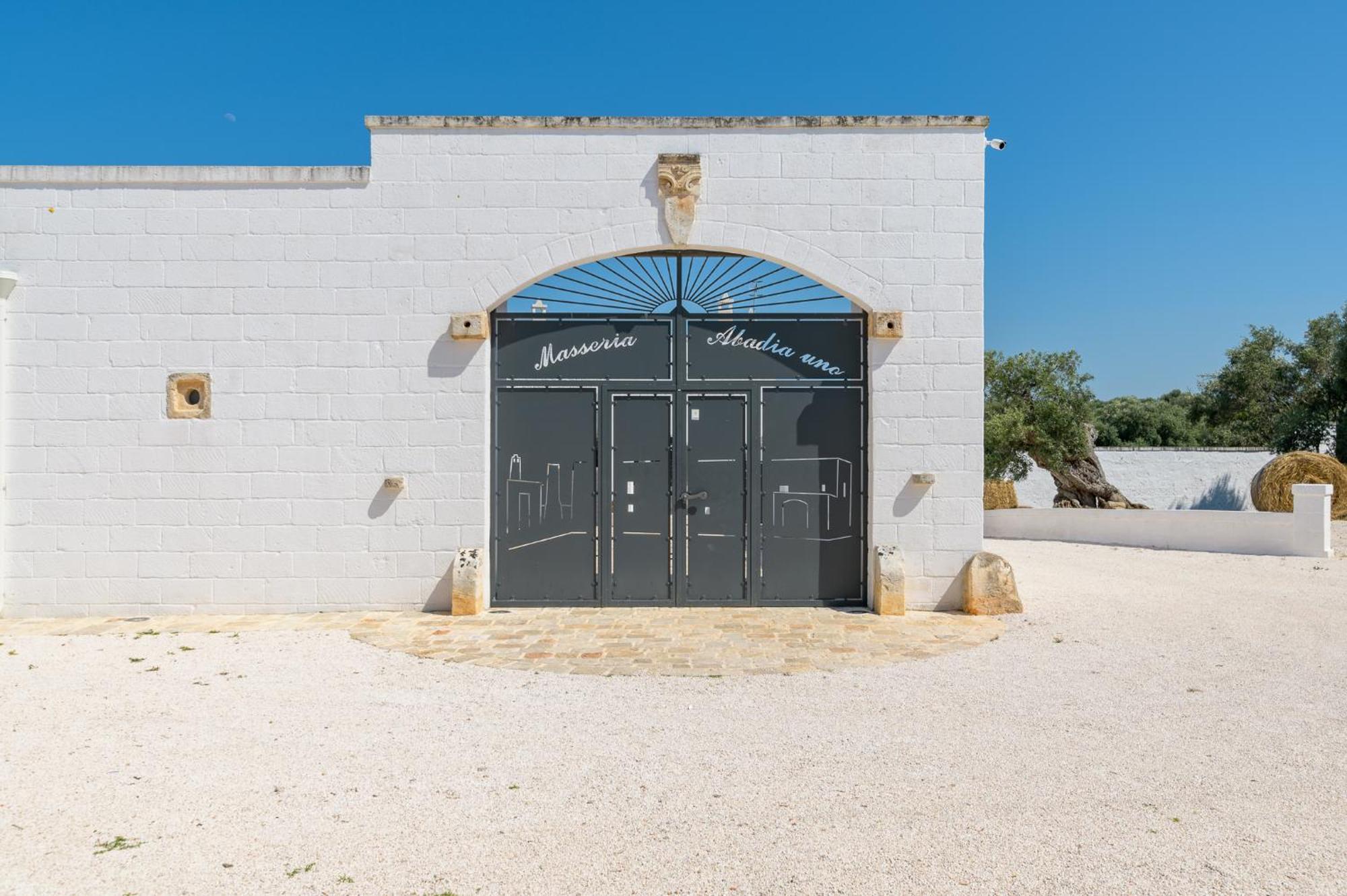 Masseria Abadia Uno Ostuni Zewnętrze zdjęcie